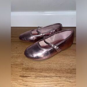 Zara girls Metallic Ballet Flats in Size 28 (US size 11)